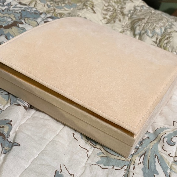 Veronese statement necklace - Picture 6 of 8